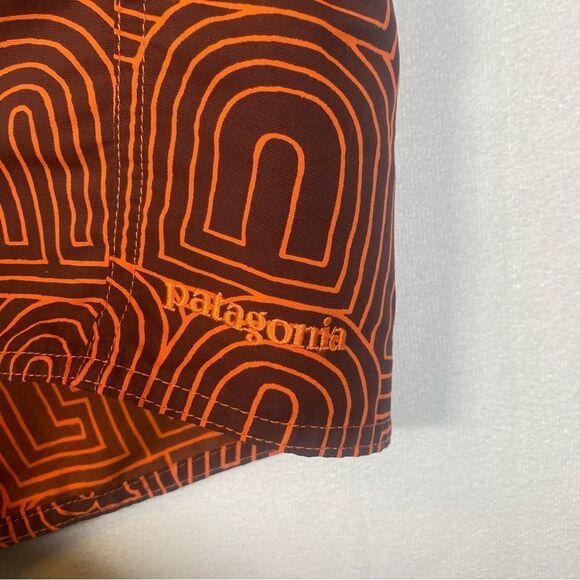 Patagonia Wavefarer Orange and Brown Letter Design Board Shorts Size 34 - Picture 8 of 12